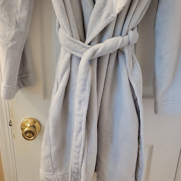 Victoria's Secret Robe Warm Cozy | Intimates & Sleepwear | Victorias ...